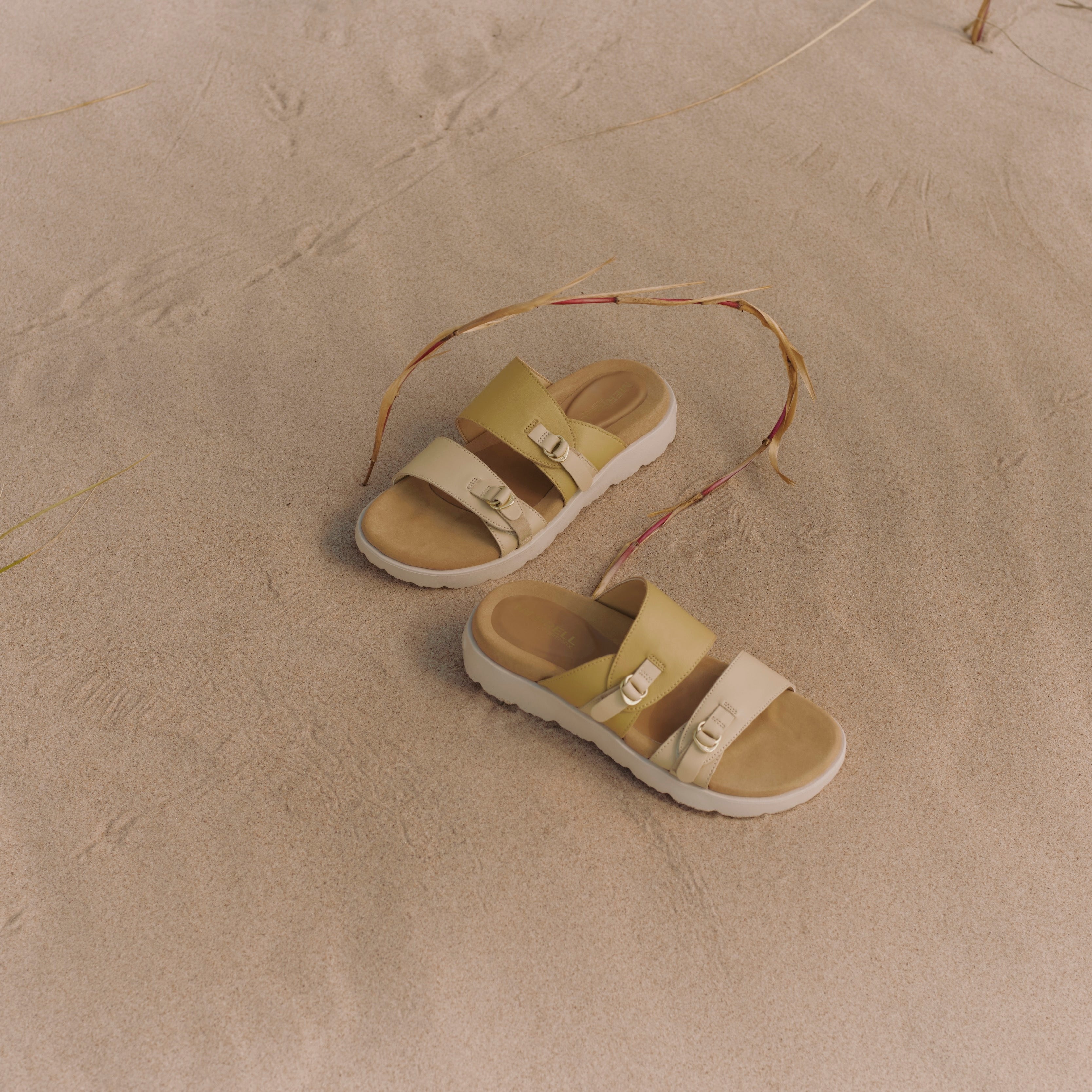 MRL_1H26_SeasonalSandals_J00003355_6.jpg