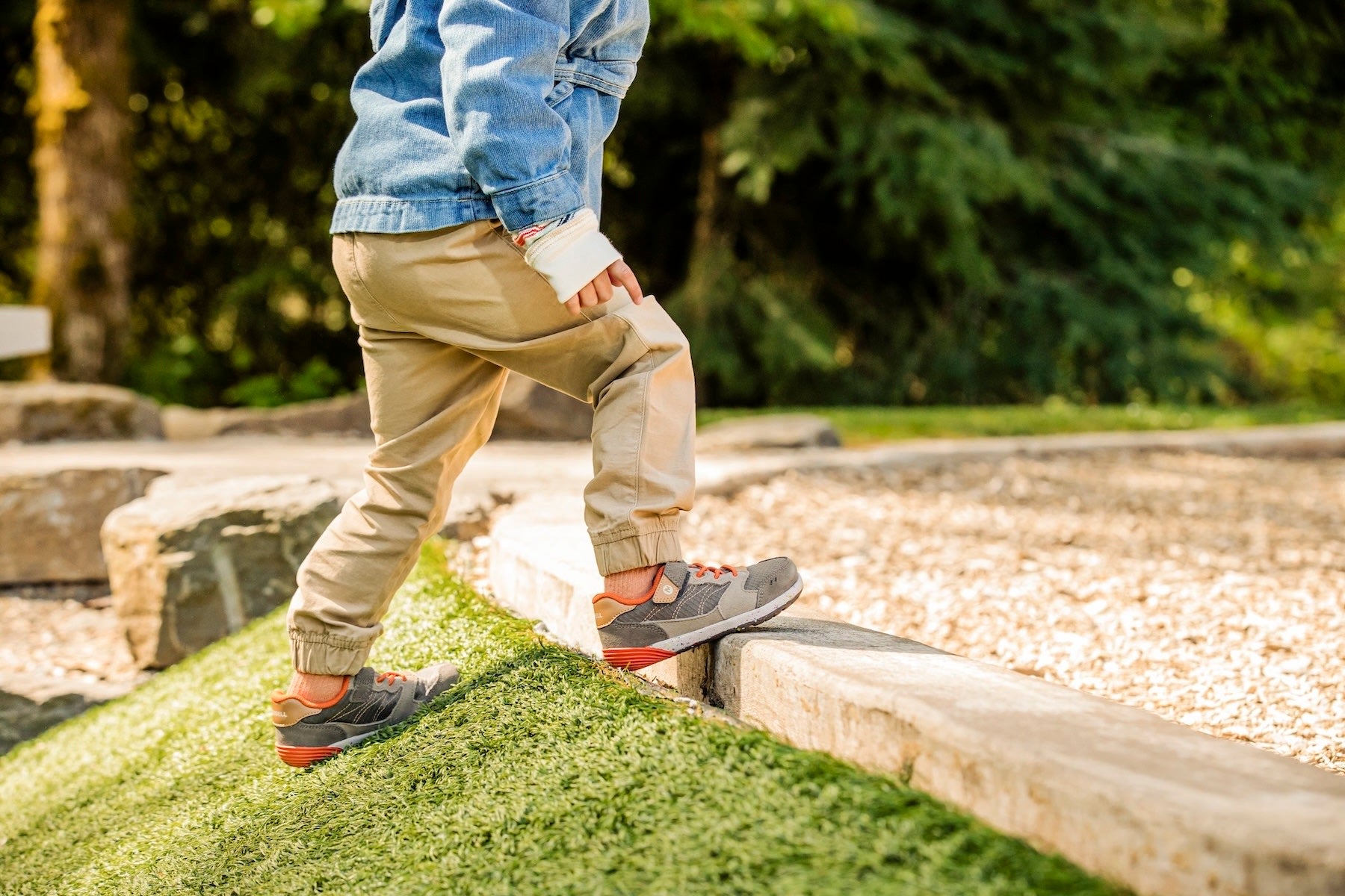 Kids Bare Steps A83 Sneaker - Gunsmoke/Taupe