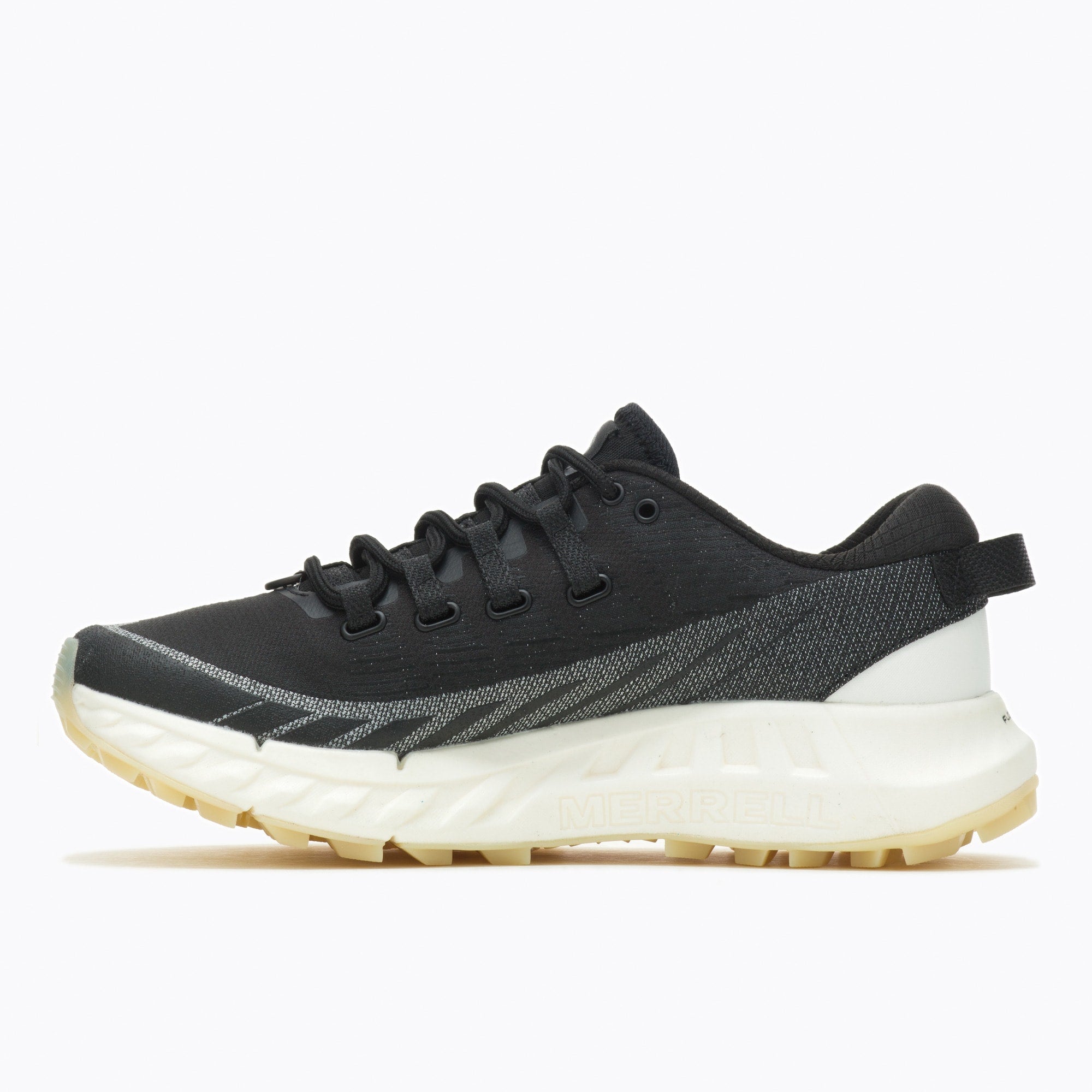 Women's Agility Peak 4 Solution Dye - Black/White (T2)